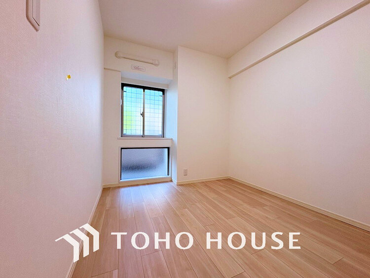 内装 1日の疲れを癒し、心地よく寛げるようゆったりとした広さをしています