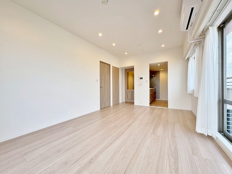 居間 「空間が織り成すひとつ先の住み心地」を演出します。