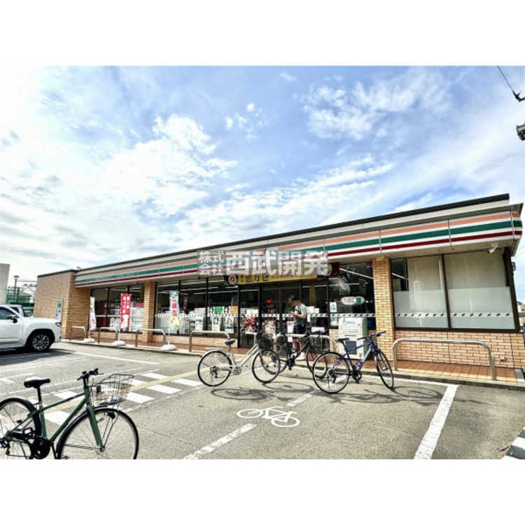 周辺 セブンイレブン朝霞幸町1丁目店(約550m)