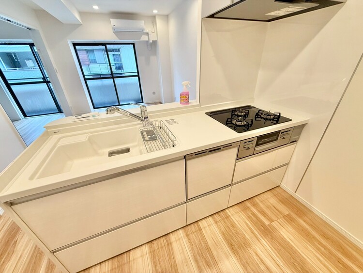 その他 使いやすくスタイリッシュなキッチン空間になっております。