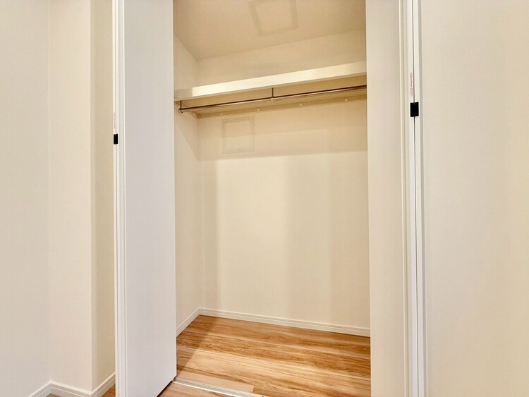 その他 家電やスーツケース、ストック品など何でも片付く嬉しい空間です。