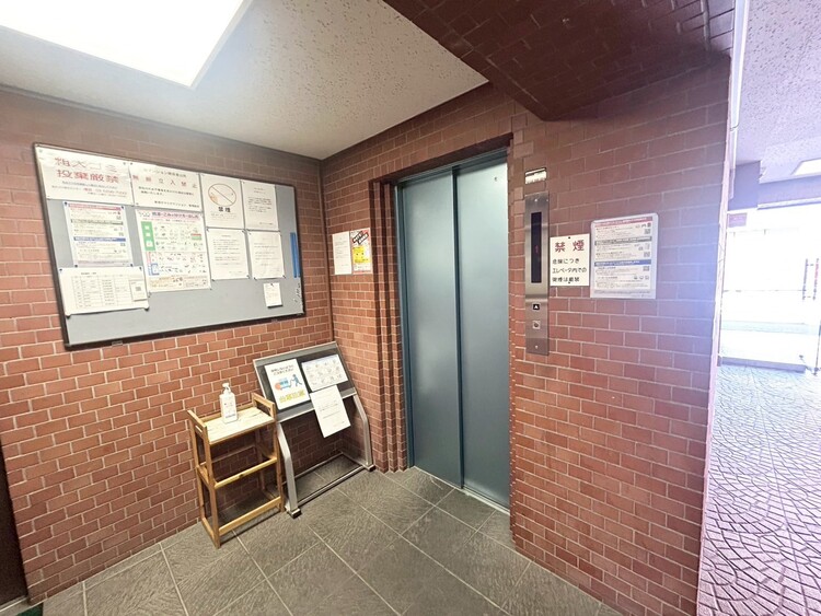 その他 エレベーター完備のため荷物が多くなっても安心。