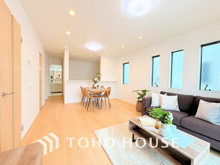 内装 ゆったりとくつろげる上質なリビングダイニングは、あなたの暮らしに価値のある時間を演出してくれます