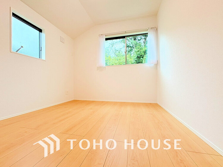 内装 家具の配置のし易い室内です。趣味の部屋としても充分な広さです