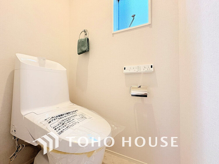 トイレ トイレには快適な温水洗浄便座付