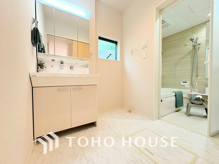 洗面 豊富な収納スペース、身支度のしやすい洗面所