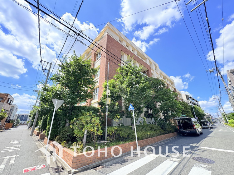 外観 〜子育て世代に嬉しい1階住戸〜専用庭・ウッドデッキ付き3LDK〜大切なペットとお住まいいただけます〜