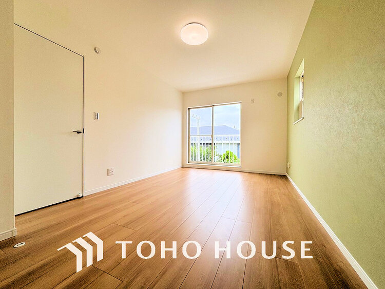 内装 シンプルですっきりとした室内は飽きのこない居心地の良い雰囲気