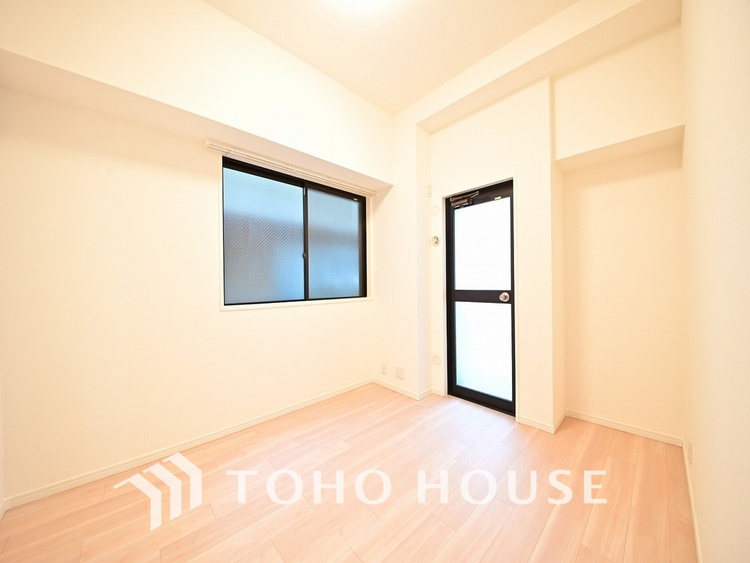 内装 1日の疲れを癒し、心地よく寛げるようゆったりとした広さをしています