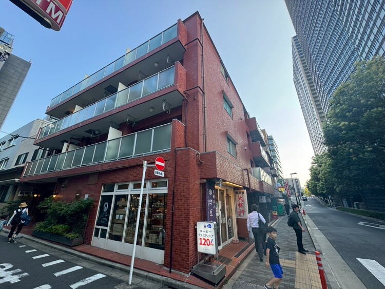 外観 飽きのこないシンプルモダンな外観です。