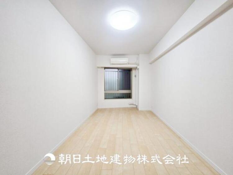 内装 【居室】設計者のセンスが求められる大切な空間だからこそ、落ち着いて過ごせる癒しと寛ぎの空間が欲しい。そんな願いを叶えました。