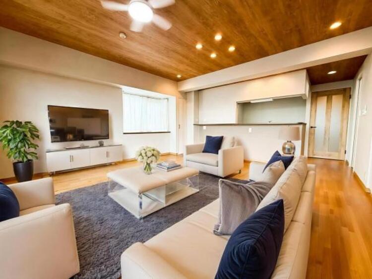 居間 本画像はCGで作成しております。実際に現地に家具は置かれておりません。また、価格に家具は含まれておりません。