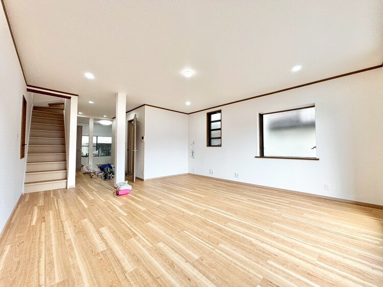 居間 飾り過ぎないシンプルな内装と偏り過ぎないデザインで統一しました。