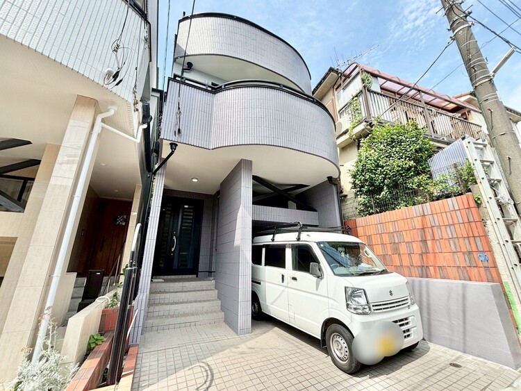 外観 資料には掲載していない情報が、現地にはたくさんあります。是非一度、現地をご確認ください。