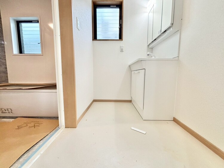 洗面 清潔感と心地よさを重視した、上質感漂うパウダールーム。