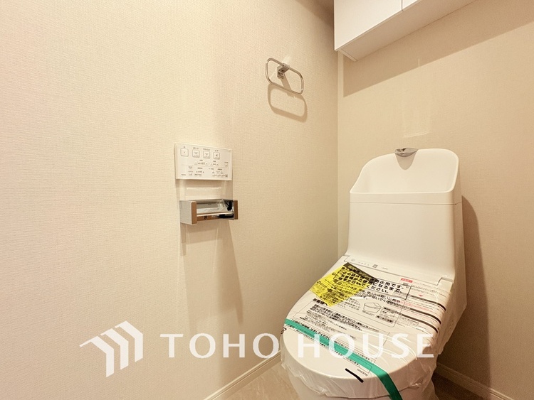 トイレ トイレには快適な温水洗浄便座付