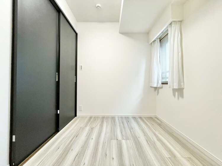 子供部屋 清かで艶やかな時間をもたらしてくれる室内です。