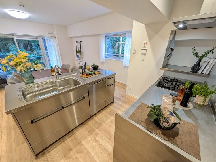 その他 使いやすくスタイリッシュなキッチン空間になっております。