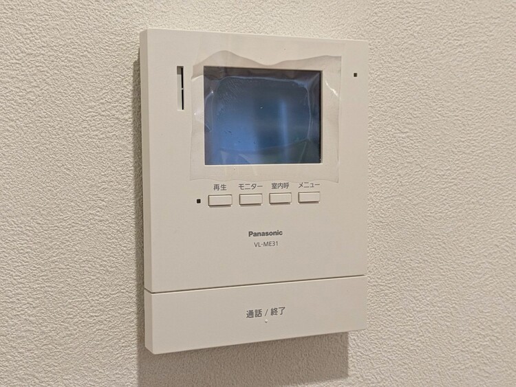 その他 誰が来てもわかる様にモニター付きインターホンを設置。