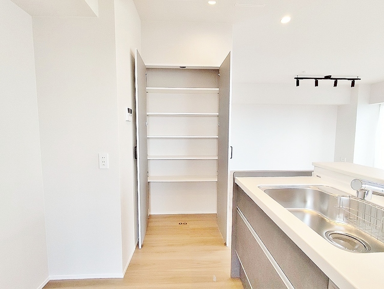 収納 暮らし心地を大きく左右する収納を、適材適所に配置し使い勝手を考慮しました。