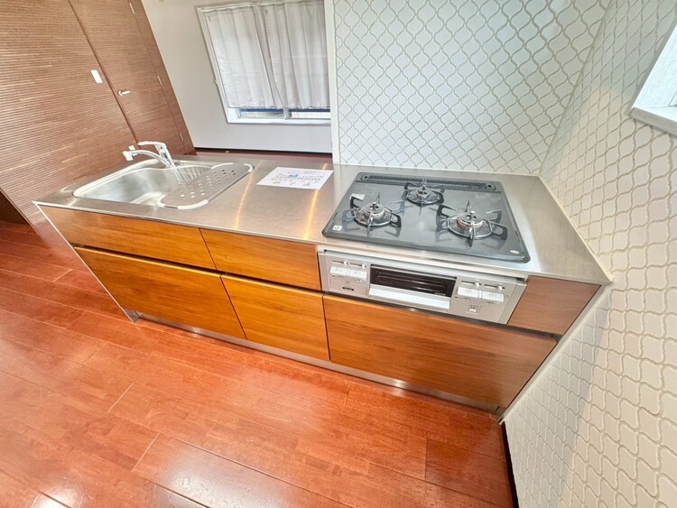 その他 開放感のあるキッチンスペース。調理をしながら、会話も弾みそうですね。