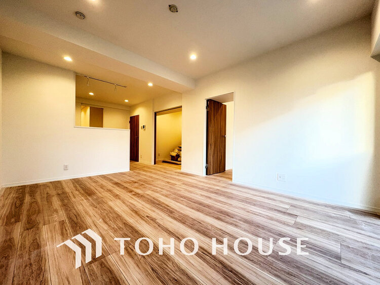 内装 ゆったりとくつろげる上質なリビングダイニング