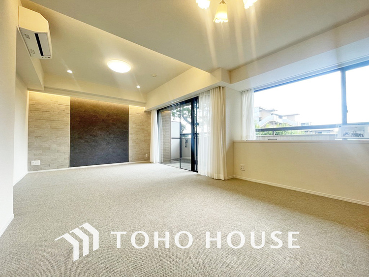 内装 ゆったりとくつろげる上質なリビングダイニング