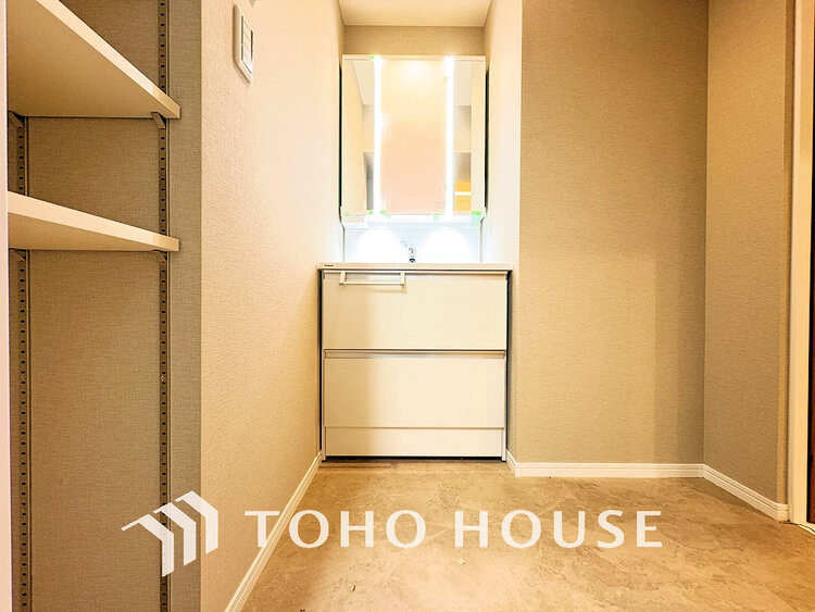 洗面 清潔感のある洗面室