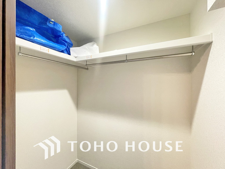 収納 沢山のお洋服を綺麗に収納できる「ウォークインクローゼット」