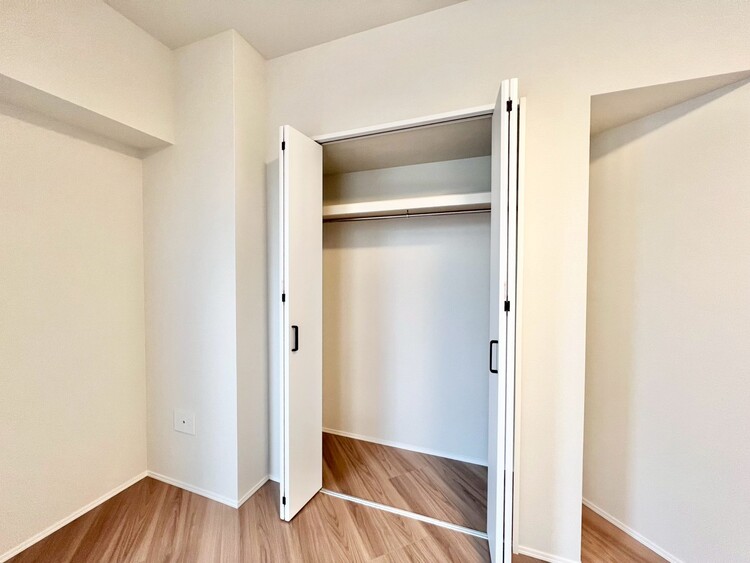 その他 家電やスーツケース、ストック品など何でも片付く嬉しい空間です。