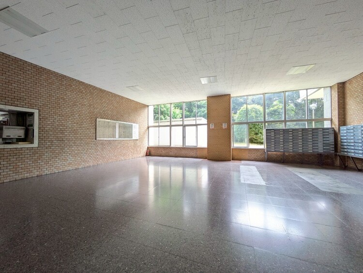 その他 館内は静寂な中が保たれており、管理が行き届いている印象を受けました。