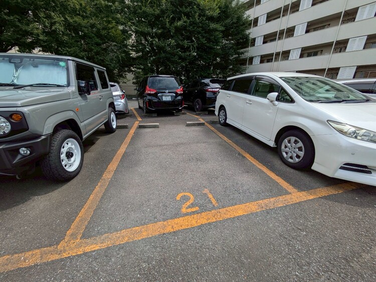 その他 駐車スペースが嬉しいですね。※空き状況は都度ご確認下さい。