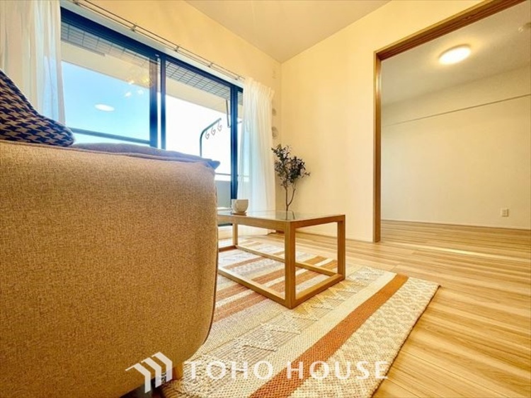 内装 【LIVING】◆住む喜び、楽しさ、感動◆を君と共有したい。いつまでもずっと家族を見渡せるこの広い空間で。