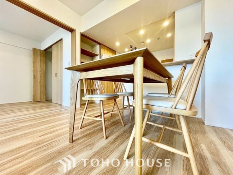 内装 【LIVING】◆Sunshine◆光が燦々と入り、いるだけで気持ちいい。「開放的でゆとりあるお部屋です。」