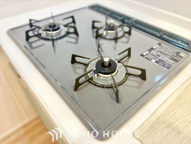 キッチン 【KITCHEN】◆家族のおはよう◆の声を笑顔で迎えてあげられるシステムキッチン。朝ごはんが楽しみでちょっと早起きしたくなるんです。