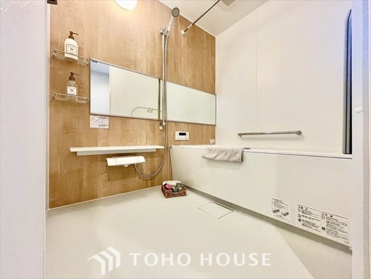 風呂 【BATHROOM】◆プライベートな空間◆simpleだからrelaxできるんです。こころもからだもキレイさっぱり。