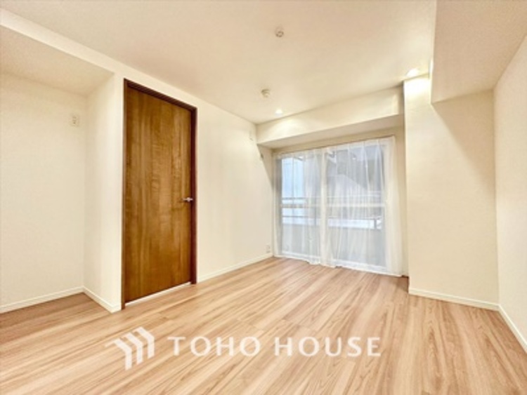 内装 【LIVING】◆扉を◆開くとこの景色。家族の”おかえり”の声が聞こえてきそう。