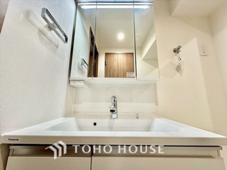 内装 ◆Sunshine◆光が燦々と入り、いるだけで気持ちいい。