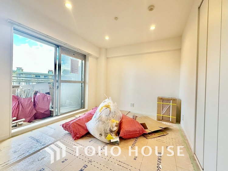 内装 【PRIVATE ROOM】◆属毛離裏◆子は父を手本とし、母に愛育されて成長する。家族の深い繋がり。いつまでも大切にしたい。