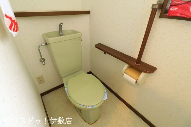 その他 【1Fトイレ】弊社にて無料でリフォーム見積もり致します。ワンストップサービスで物件の購入からリフォーム工事まで弊社にお任せ下さい。