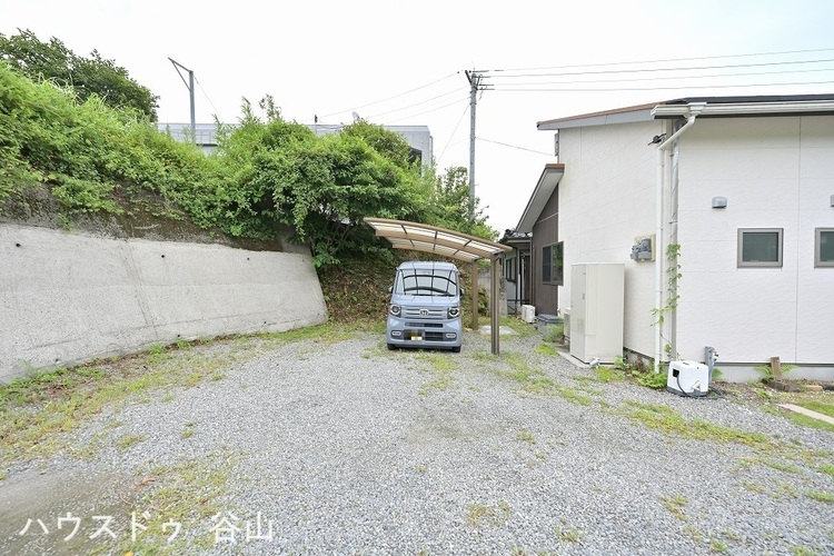 その他 敷地は100坪ありお車は数台駐車可能
