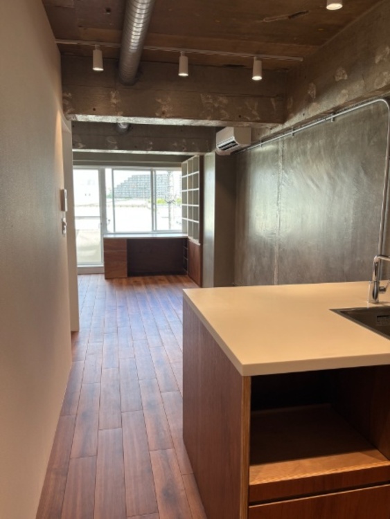 居間 居心地の良い空気感は、暮らしのステージを彩り、心からのやすらぎと満足感を与えてくれます。