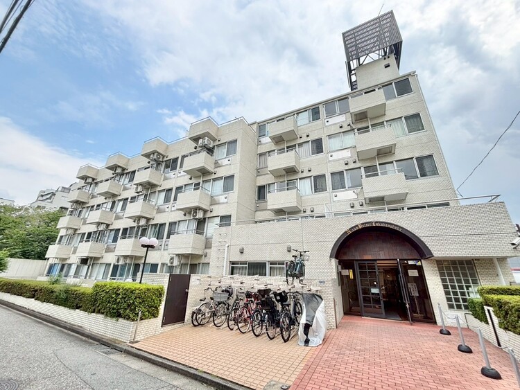 外観 資料には掲載していない情報が、現地にはたくさんあります。是非一度、現地をご確認ください。