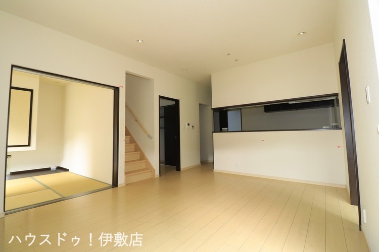 居間 【リビング】家族と自然なコミュニケーションがとれるリビング階段