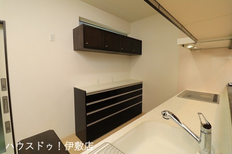 その他 【カップボード】雰囲気に合うカップボード付き