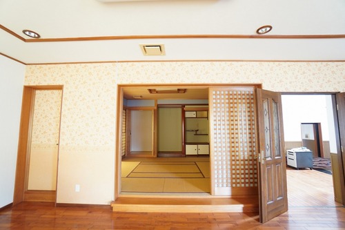 西伊敷６丁目　中古戸建の物件画像