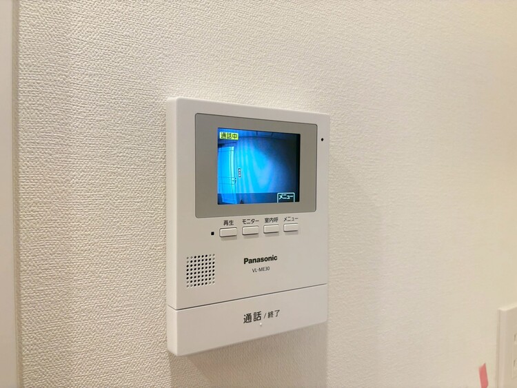 その他 誰が来てもわかる様にモニター付きインターホンを設置。