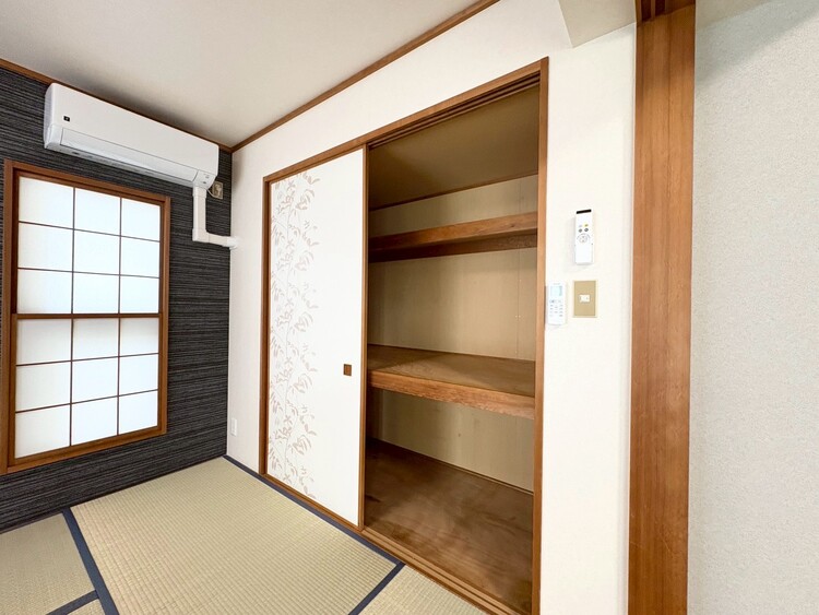 その他 収納スペースが付いていて、お部屋を広く使っていただけます。