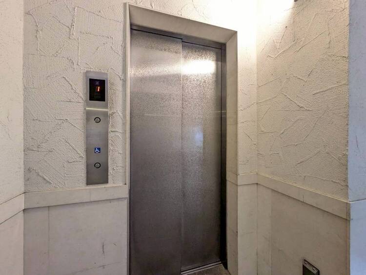 その他 エレベーター完備のため荷物が多くなっても安心。