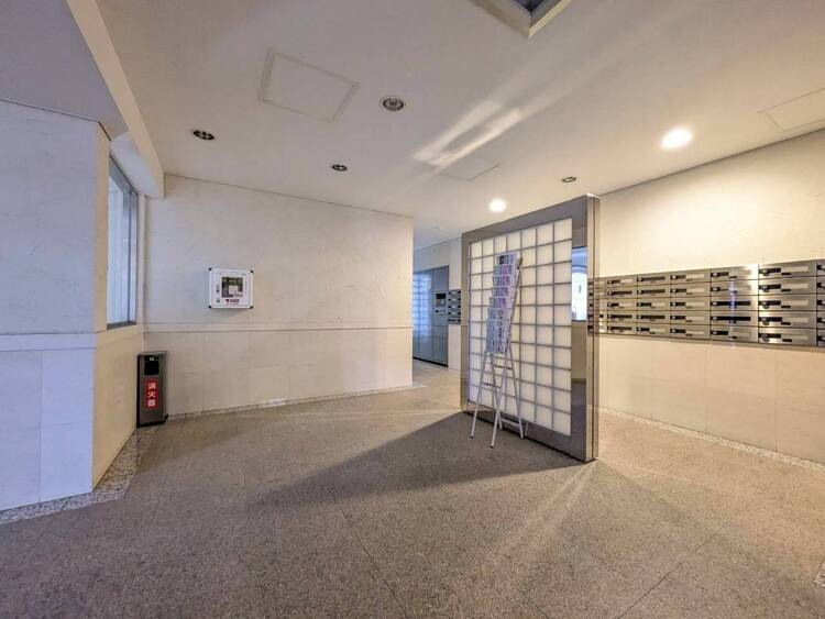 その他 館内は静寂な中が保たれており、管理が行き届いている印象を受けました。